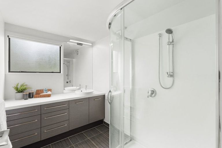 Photo of property in 31 Dovedale Avenue, Ilam, Christchurch, 8041