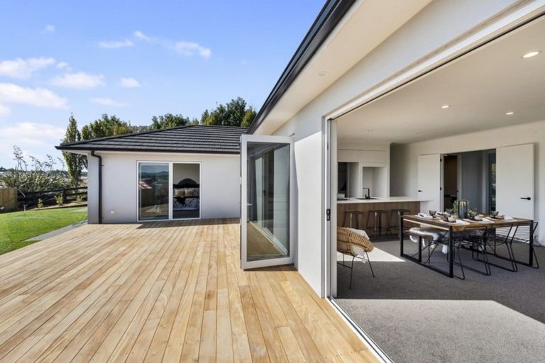 Photo of property in 18 Rose Berry Crescent, Flagstaff, Hamilton, 3210