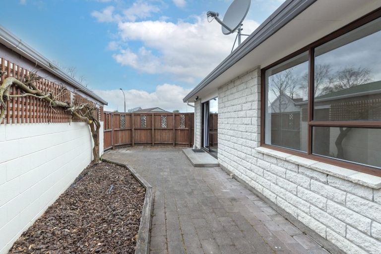 Photo of property in 12 Te Maru Place, Redwood, Christchurch, 8051