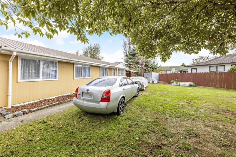 Photo of property in 8 Dosina Place, Flat Bush, Auckland, 2023