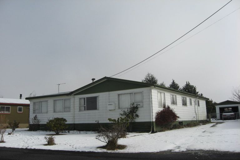 Photo of property in 18 Falstone Crescent, Twizel, 7901
