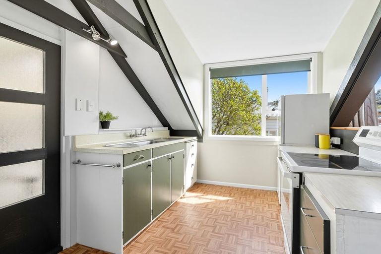 Photo of property in 29 Glen Road, Mornington, Dunedin, 9011