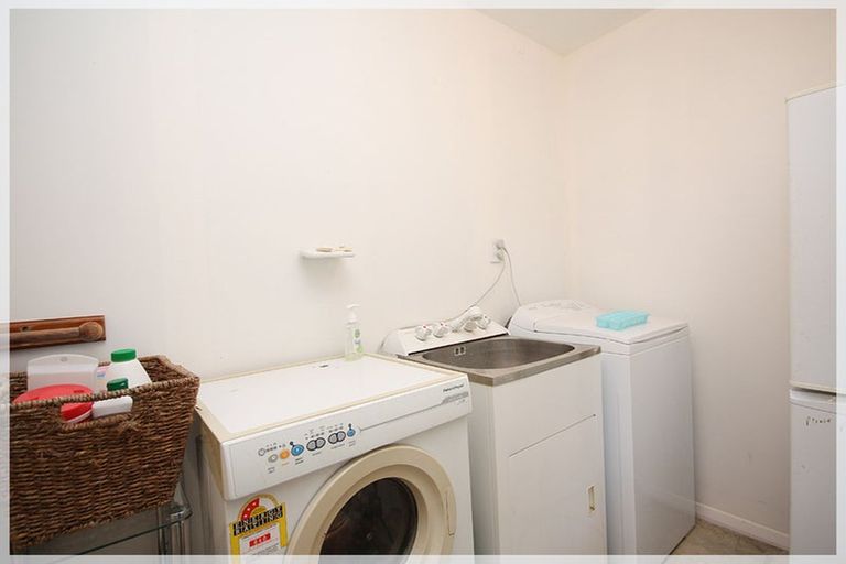 Photo of property in 31 Nelson Street, Foxton Beach, Foxton, 4815