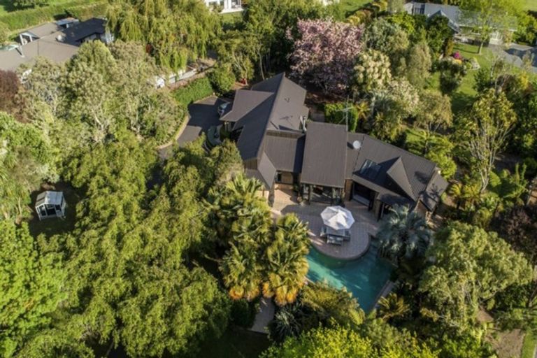 Photo of property in 260 Thornton Road, Cambridge, 3496