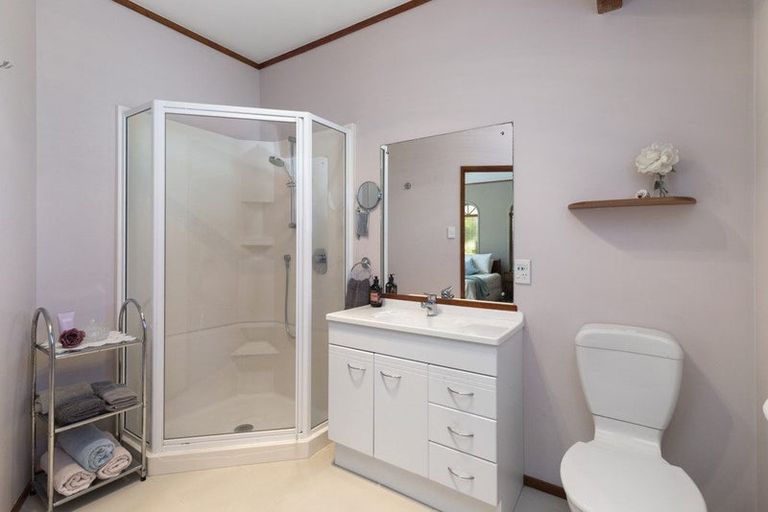 Photo of property in 18 Meachen Terrace, Waiuku, 2123