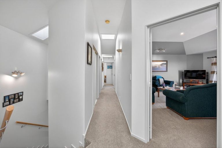 Photo of property in 18 Ledbury Road, Atawhai, Nelson, 7010