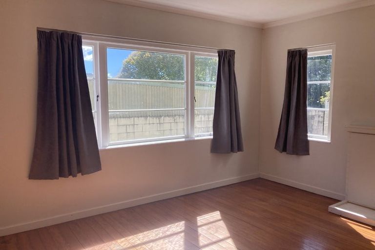 Photo of property in 10 Masters Avenue, Hillcrest, Hamilton, 3216