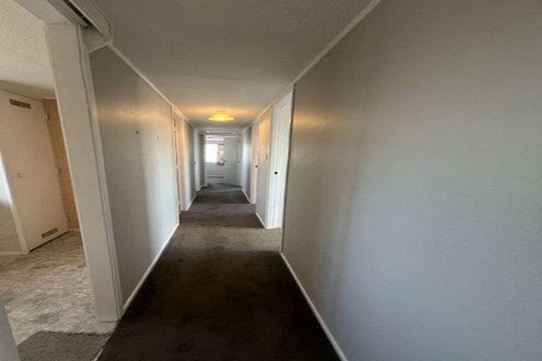 Photo of property in 18 Deodar Place, Totara Heights, Auckland, 2105