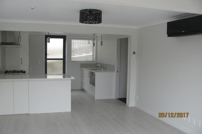 Photo of property in 12 Meadowvale Avenue, Forrest Hill, Auckland, 0620