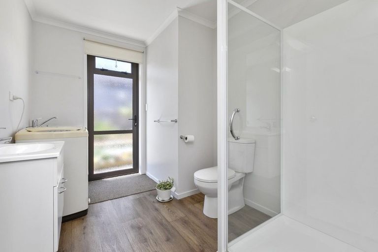 Photo of property in 10 Ballintoy Park Drive, Welcome Bay, Tauranga, 3175