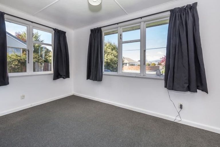 Photo of property in 9 Dix Street, Wigram, Christchurch, 8042