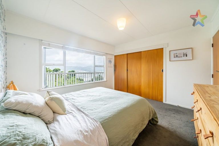 Photo of property in 6 Nikau Road, Point Howard, Lower Hutt, 5013