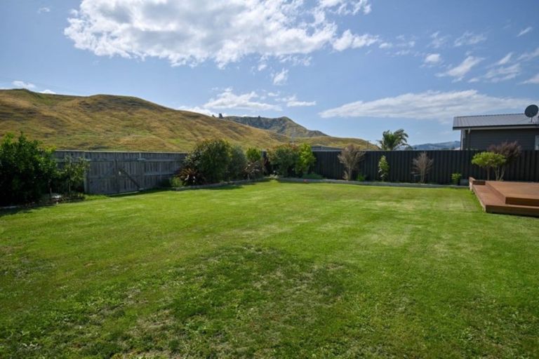 Photo of property in 82 Hamilton Drive, Wainui, Gisborne, 4010