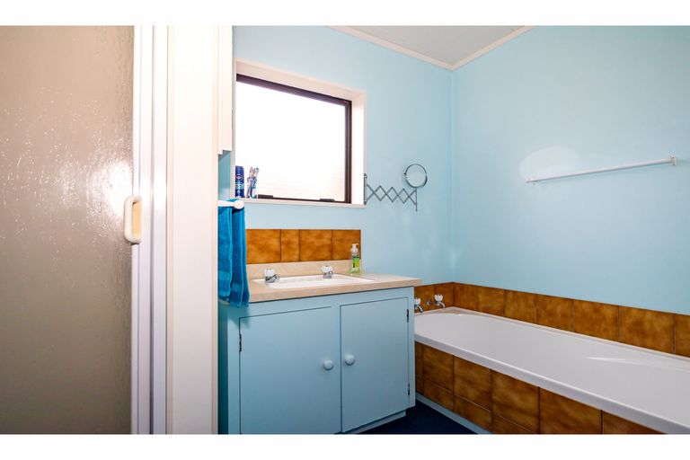 Photo of property in 46 Le Cren Street, Seaview, Timaru, 7910