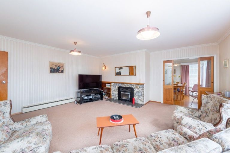 Photo of property in 4 Rosebank Avenue, Avalon, Lower Hutt, 5011