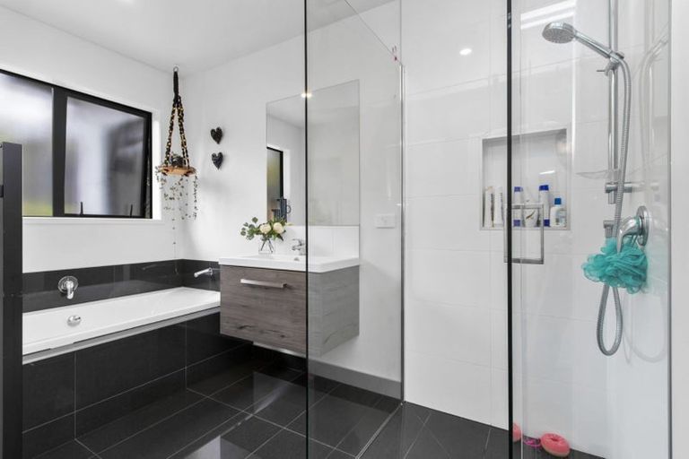 Photo of property in 224 Baverstock Road, Grandview Heights, Hamilton, 3200