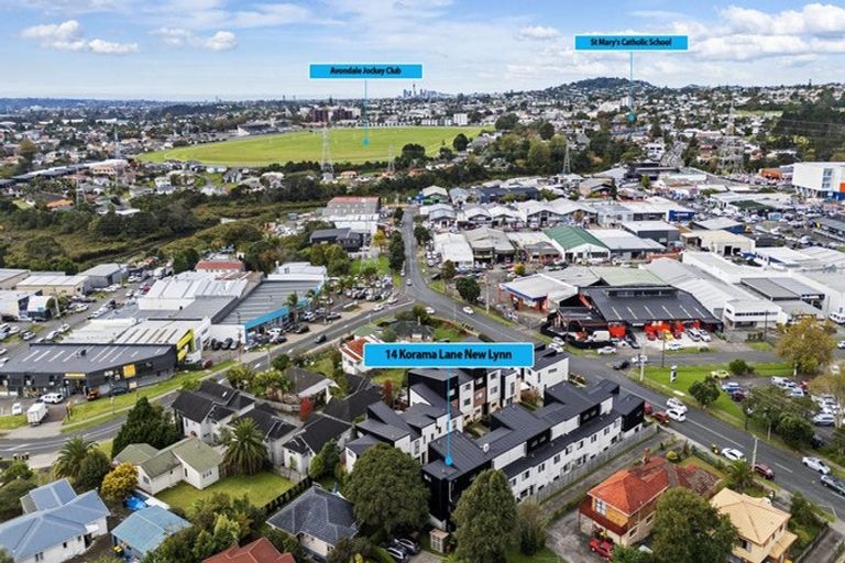 Photo of property in 14 Korama Lane, New Lynn, Auckland, 0600