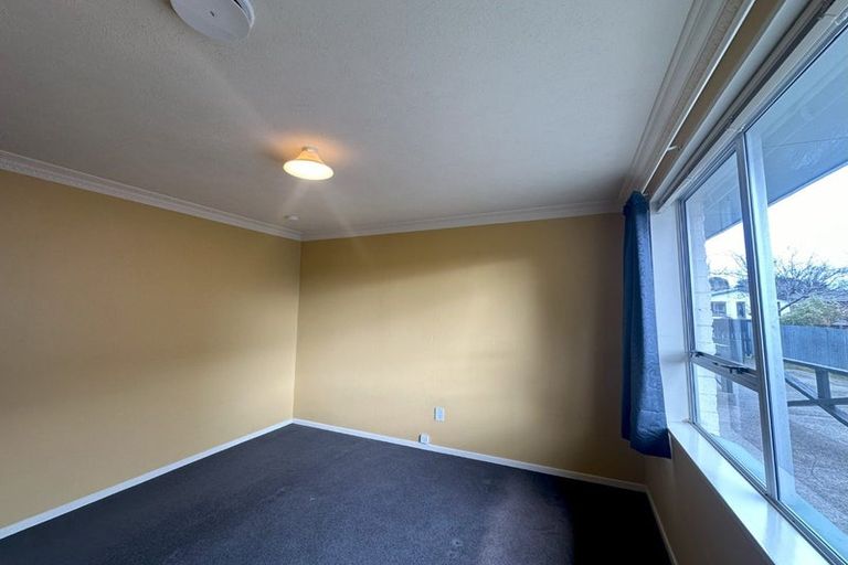 Photo of property in 137 Cunningham Crescent, Grasmere, Invercargill, 9810