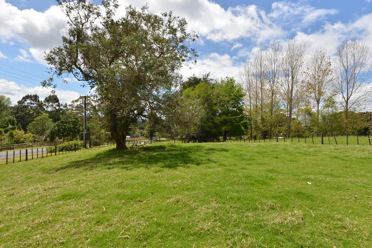 Photo of property in 574 Crane Road, Kauri, Kamo, 0185