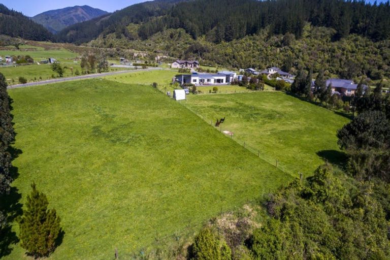 Photo of property in 80b Gilbert Road, Kaitoke, Upper Hutt, 5018