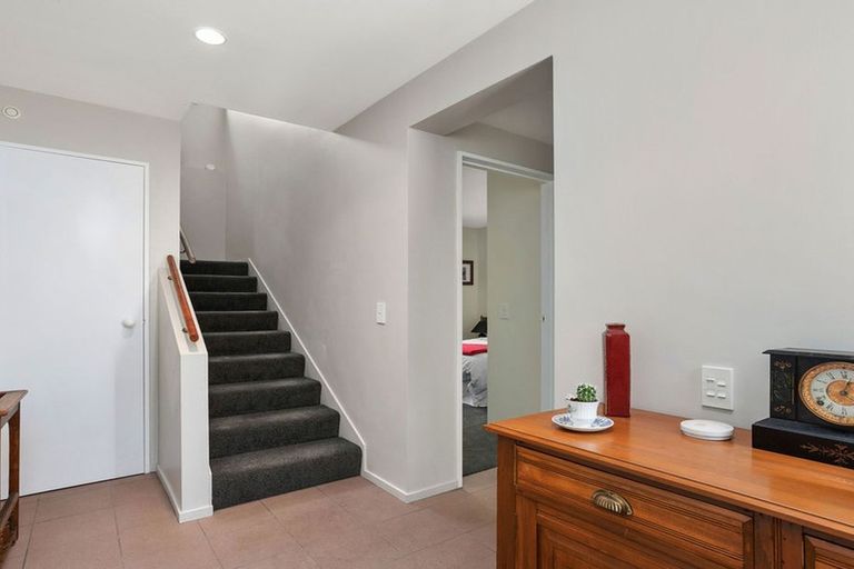 Photo of property in 1/142 Major Hornbrook Road, Mount Pleasant, Christchurch, 8081