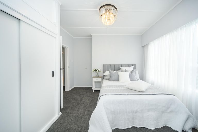 Photo of property in 29 Limbrick Street, Terrace End, Palmerston North, 4410