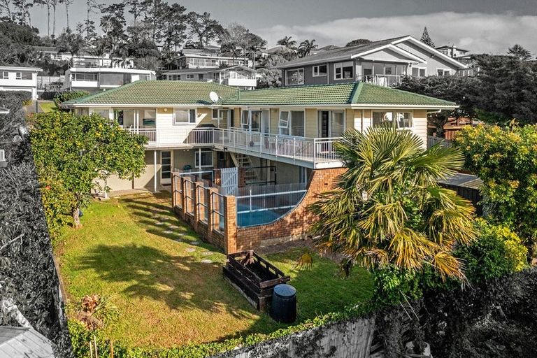 Photo of property in 32 Galaxy Drive, Mairangi Bay, Auckland, 0630