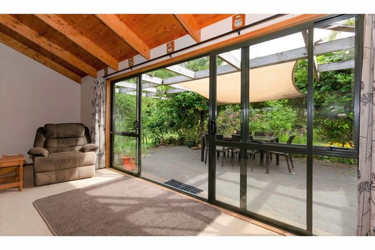 Photo of property in 21 Karaka Drive, Kerikeri, 0230