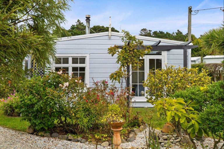 Photo of property in 10 Muri Street, Aramoana, Port Chalmers, 9082