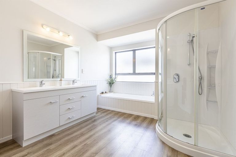 Photo of property in 160 Kelvin Grove Road, Kelvin Grove, Palmerston North, 4414