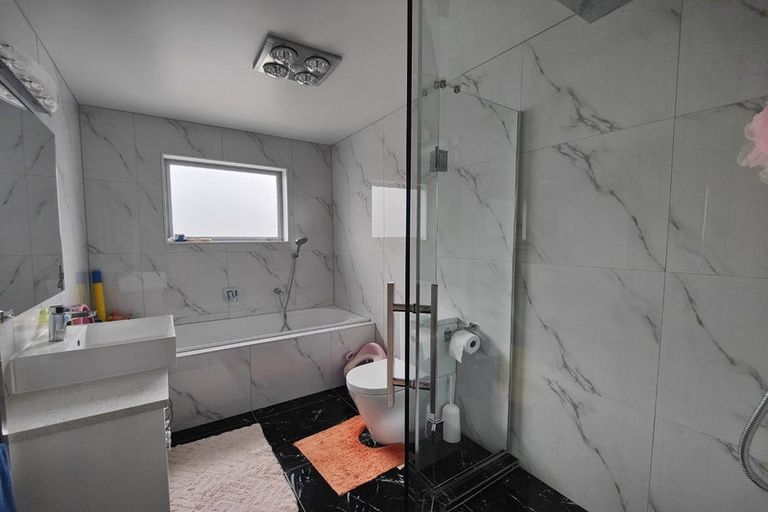 Photo of property in 12 Creggan Crescent, Flat Bush, Auckland, 2019