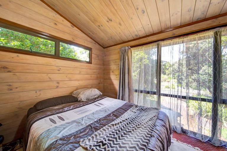 Photo of property in 23 Ambury Place, Merrilands, New Plymouth, 4312