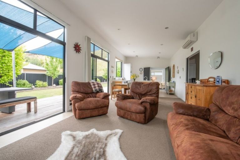 Photo of property in 100a Shields Street, Clyde, 9330