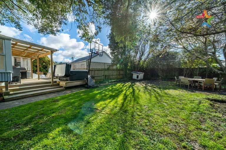 Photo of property in 1/1250 High Street, Taita, Lower Hutt, 5011