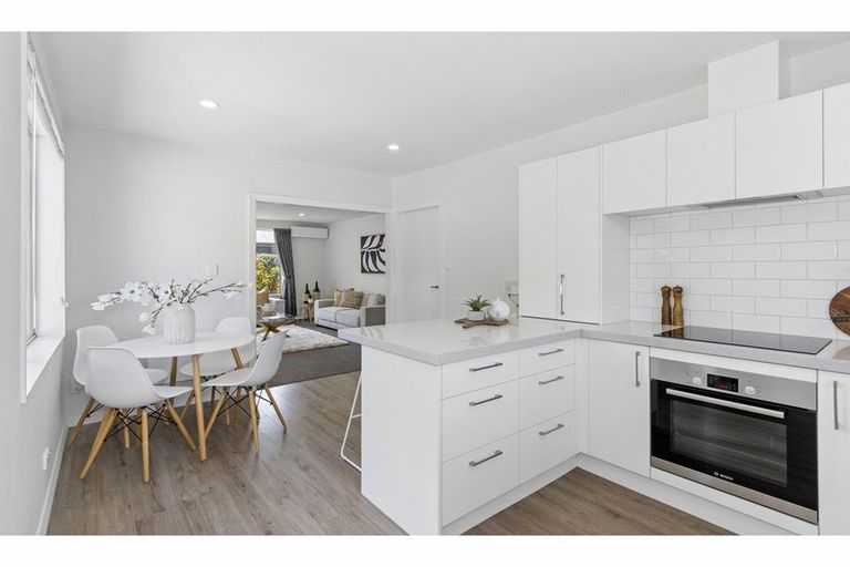 Photo of property in 1e Thorrington Lane, Cashmere, Christchurch, 8022