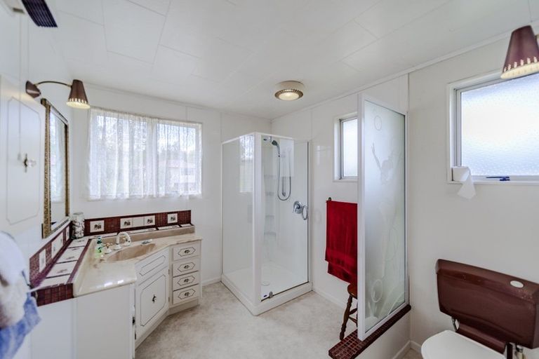 Photo of property in 9 Limbrick Street, Waipawa, 4210