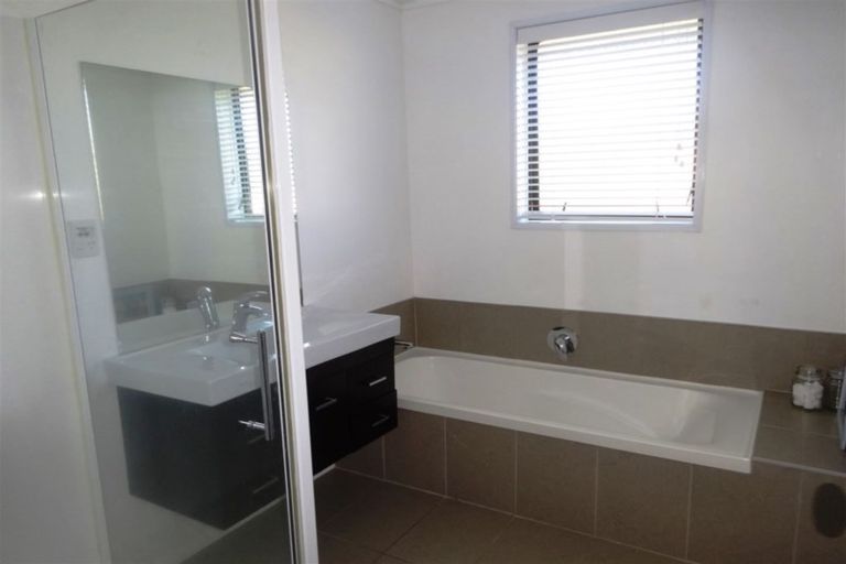 Photo of property in 54b Victoria Street, Pukekohe, 2120
