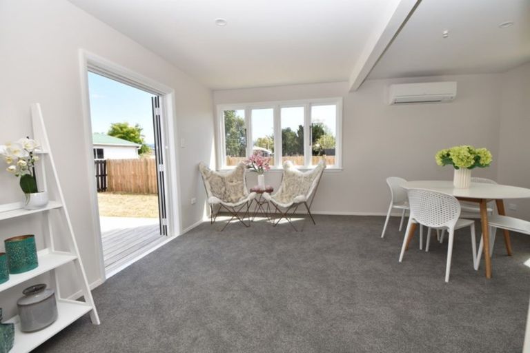 Photo of property in 8 Mckenzie Terrace, Carterton, 5713