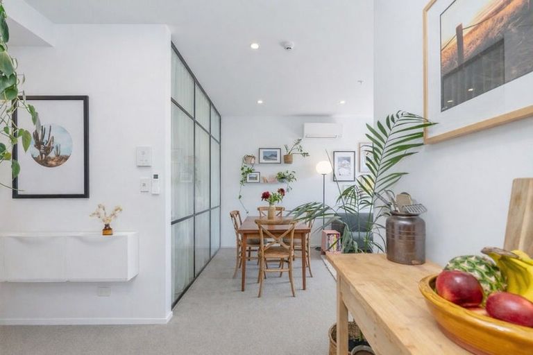 Photo of property in 1817a Great North Road, Avondale, Auckland, 1026
