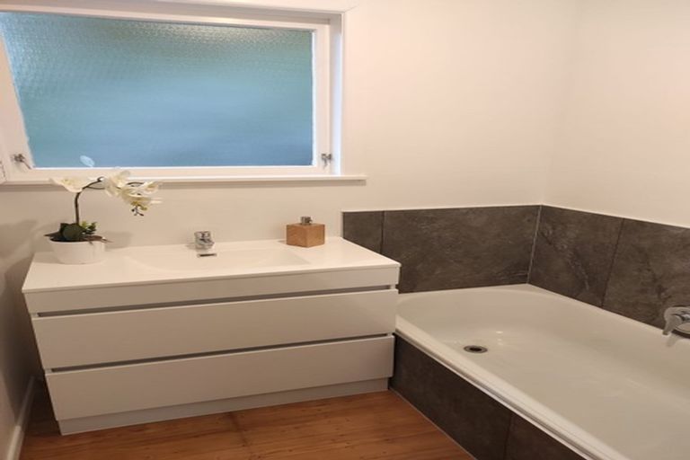 Photo of property in 138 Kitchener Road, Pukekohe, 2120