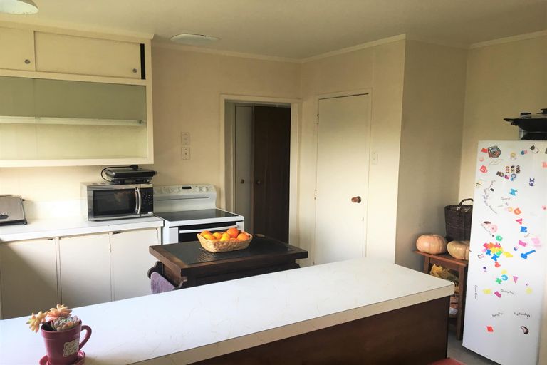 Photo of property in 27 Church Street, Kawakawa, 0210