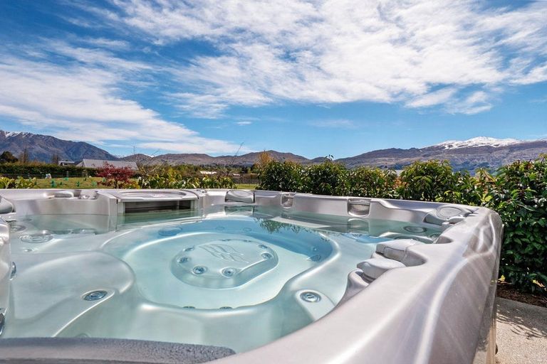 Photo of property in 221 Lower Shotover Road, Speargrass Flat, Queenstown, 9371