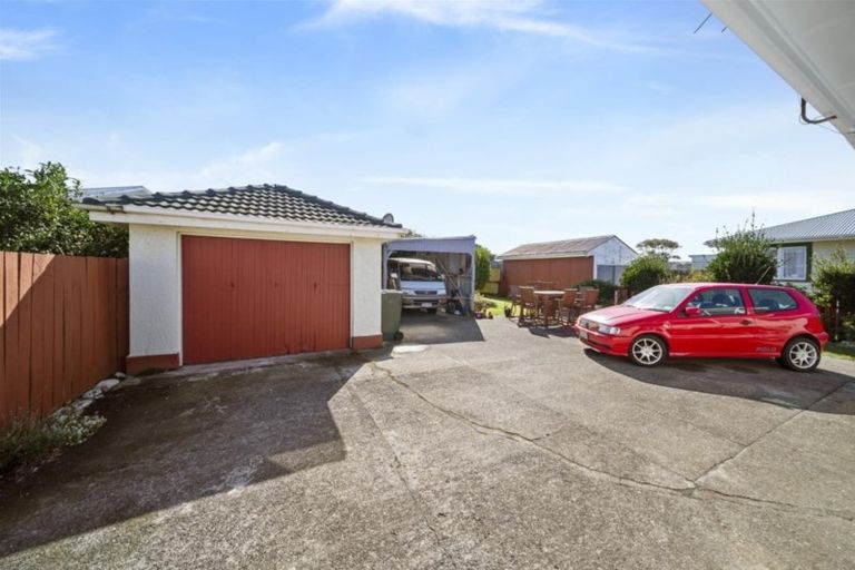 Photo of property in 18 Grey Street, Hawera, 4610