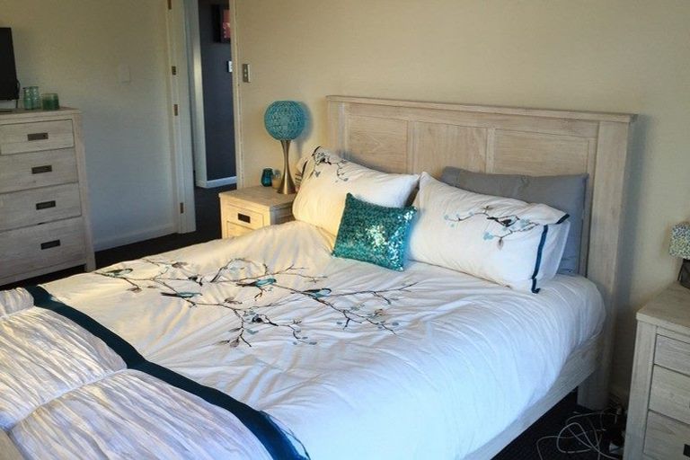 Photo of property in 2/1 Greers Road, Ilam, Christchurch, 8041