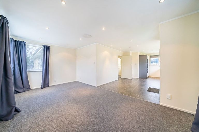 Photo of property in 14a Bonnie Glen Crescent, Ebdentown, Upper Hutt, 5018