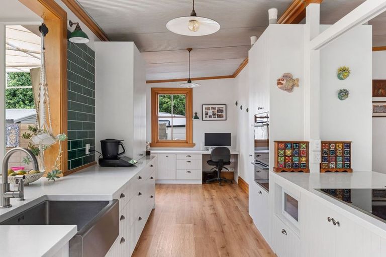 Photo of property in 15 Cheeseman Road, Inner Kaiti, Gisborne, 4010