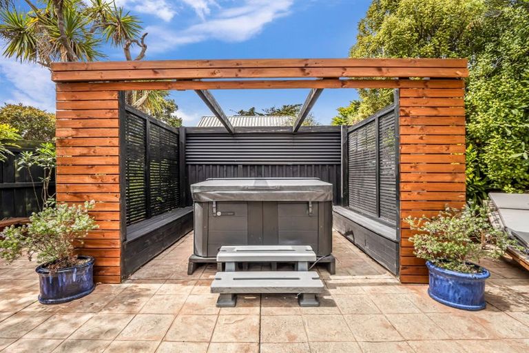 Photo of property in 1/151 Rocking Horse Road, Southshore, Christchurch, 8062