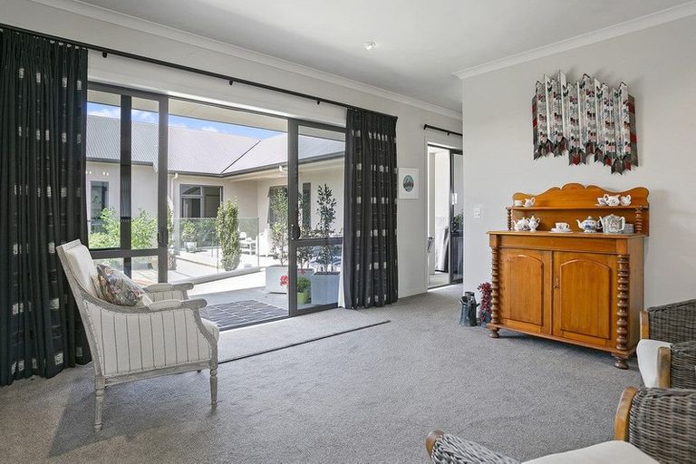 Photo of property in 19c Cooper Crescent, Cambridge, 3434