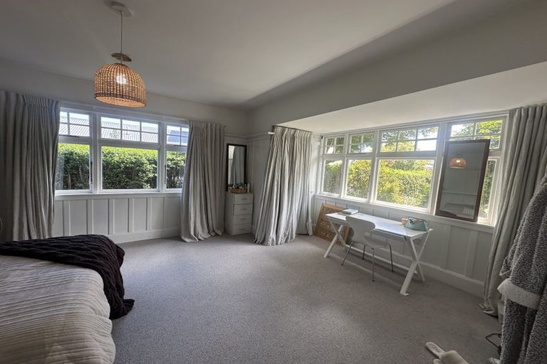 Photo of property in 33 Kotare Street, Fendalton, Christchurch, 8041