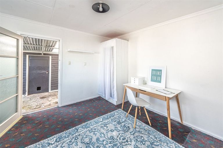 Photo of property in 86 Manuka Street, Castlecliff, Whanganui, 4501